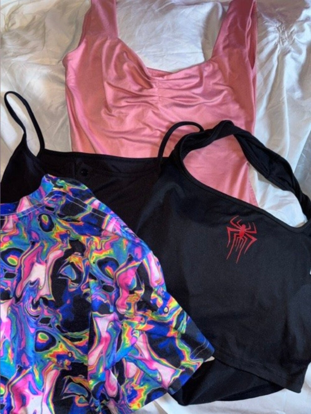 4 Crop Tops M